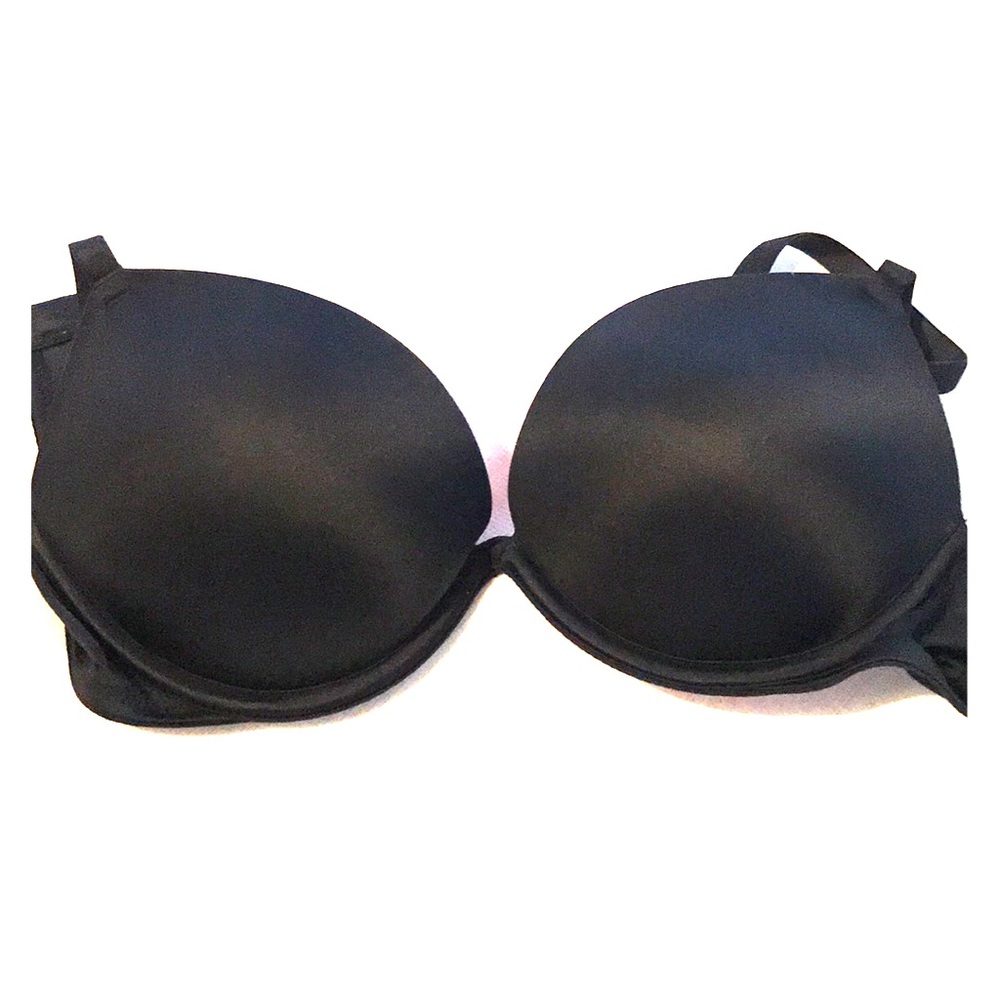 NEWVictoria’s Secret wear everywhere push up 30c